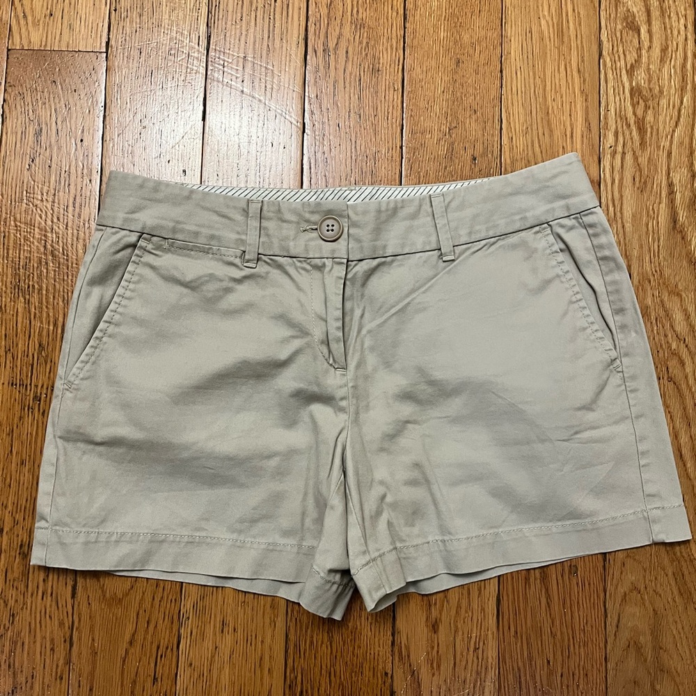 Loft Size 2 Khaki Shorts. NWOT